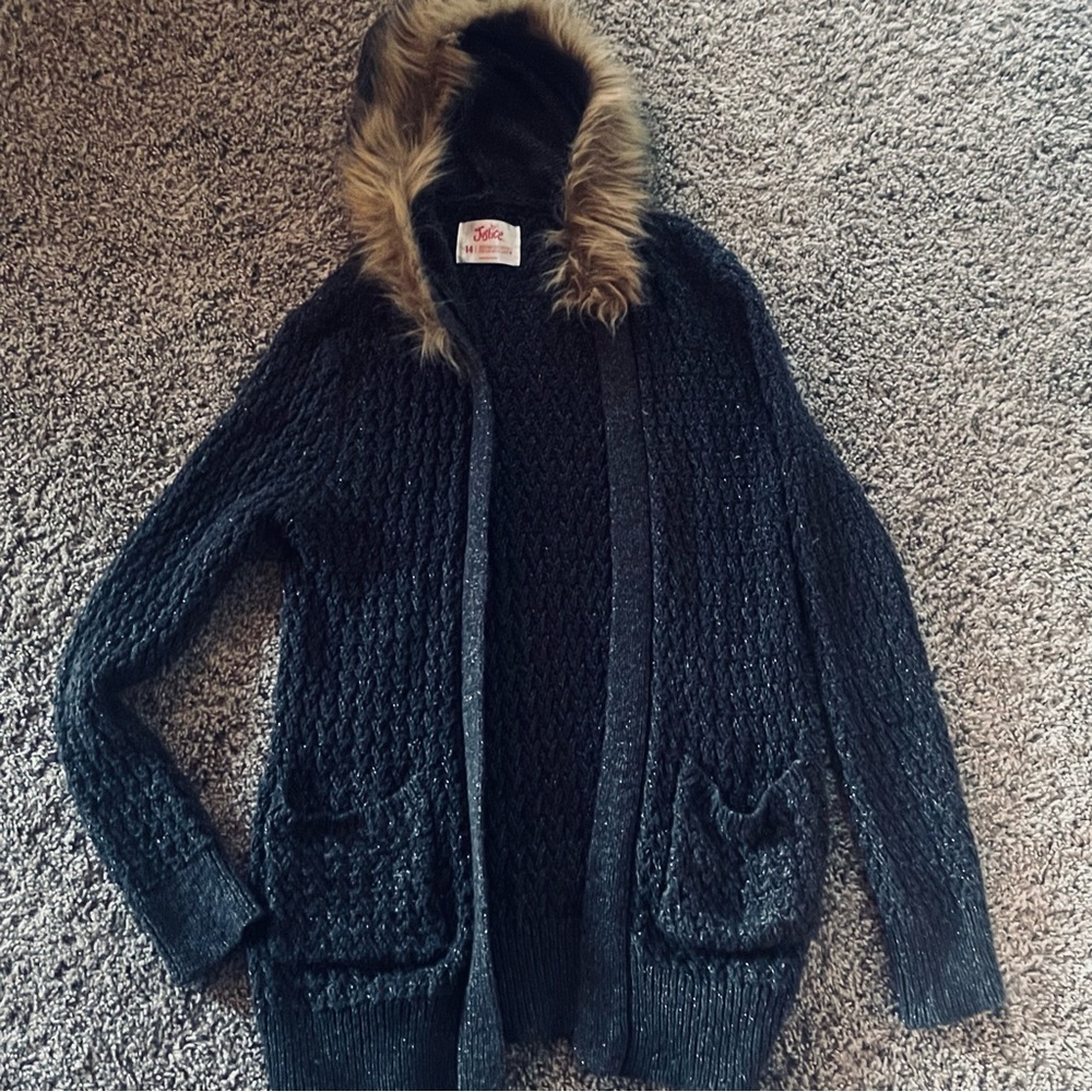 Girls size 14 Justice Sweater like new